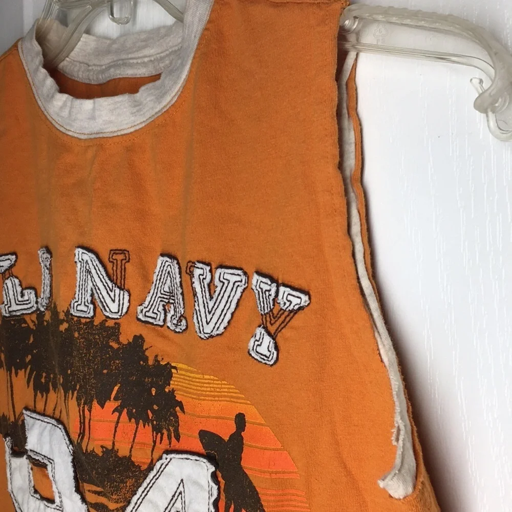 Boys’ Old Navy 94 Muscle tee (M)